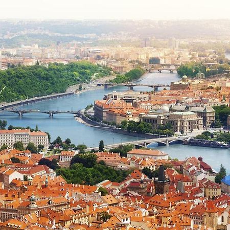 Attic Apartment City Center Praga Esterno foto